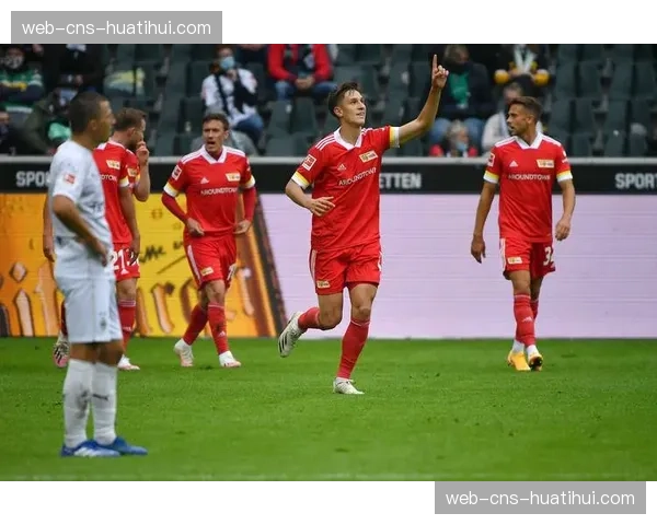 半场战报：门兴格拉德巴赫0-0柏林联，双方门将屡献神扑